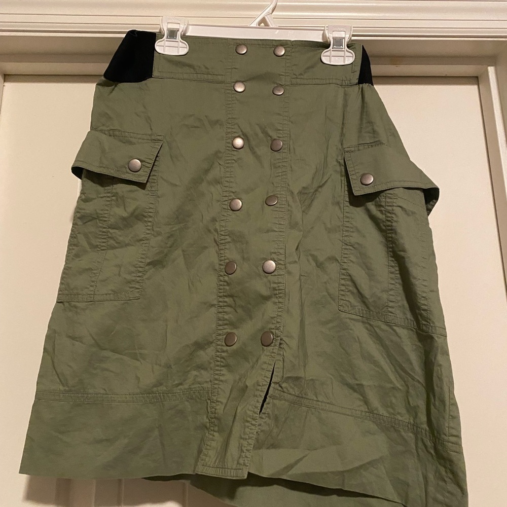 Coco Bianco cargo skirt olive colored